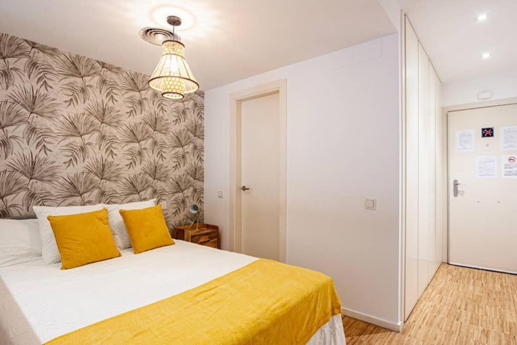 Heima Gran Via B Apartment Madrid Exterior photo